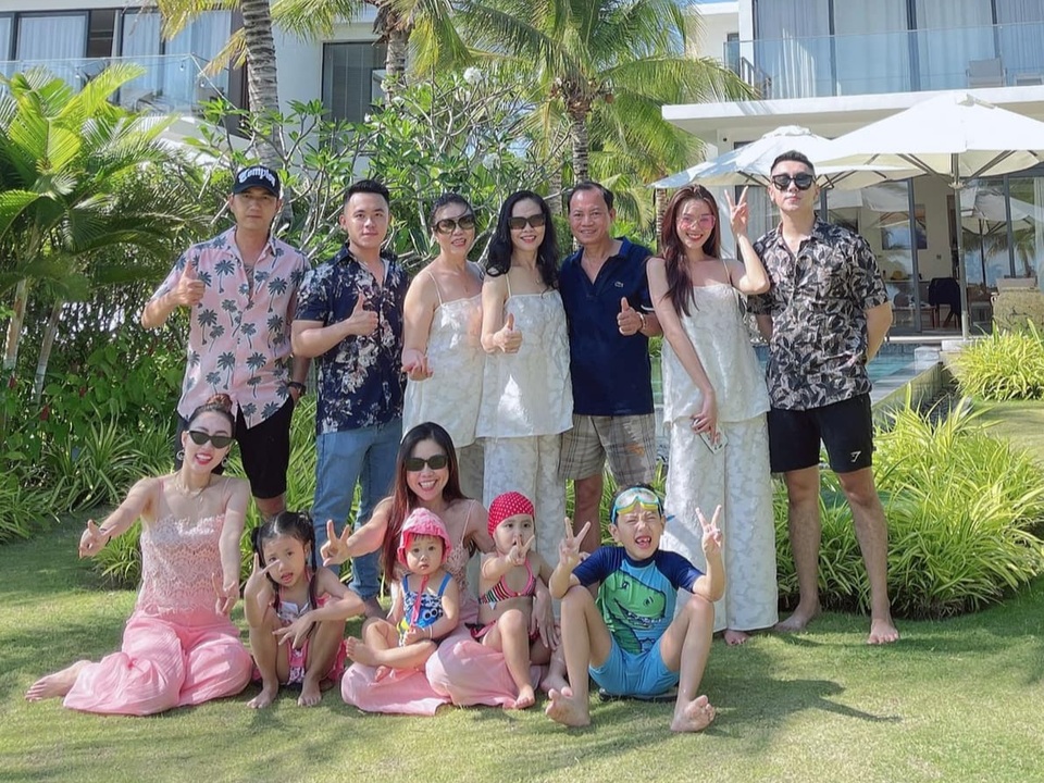 NSND Hồng Vân gọi ông xã Lê Tuấn Anh là ông bụt của gia đình - 2 NSND Hồng Vân gọi ông xã Lê Tuấn Anh là ông bụt của gia đình - 2