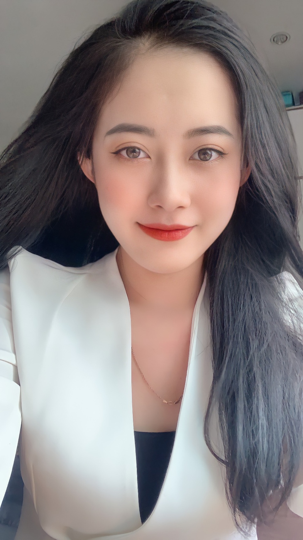 Hoa khôi Vân Anh: Thu nhập 40 triệu đồng/tháng từ thời sinh viên - 7 Hoa khôi Vân Anh: Thu nhập 40 triệu đồng/tháng từ thời sinh viên - 7