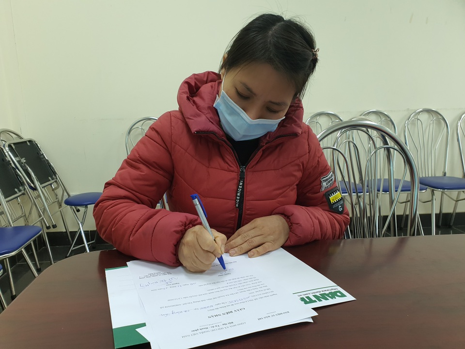 Bạn đọc Dân trí giúp đỡ ông bố trẻ mắc ung thư máu gần 200 triệu đồng - 2 Bạn đọc Dân trí giúp đỡ ông bố trẻ mắc ung thư máu gần 200 triệu đồng - 2