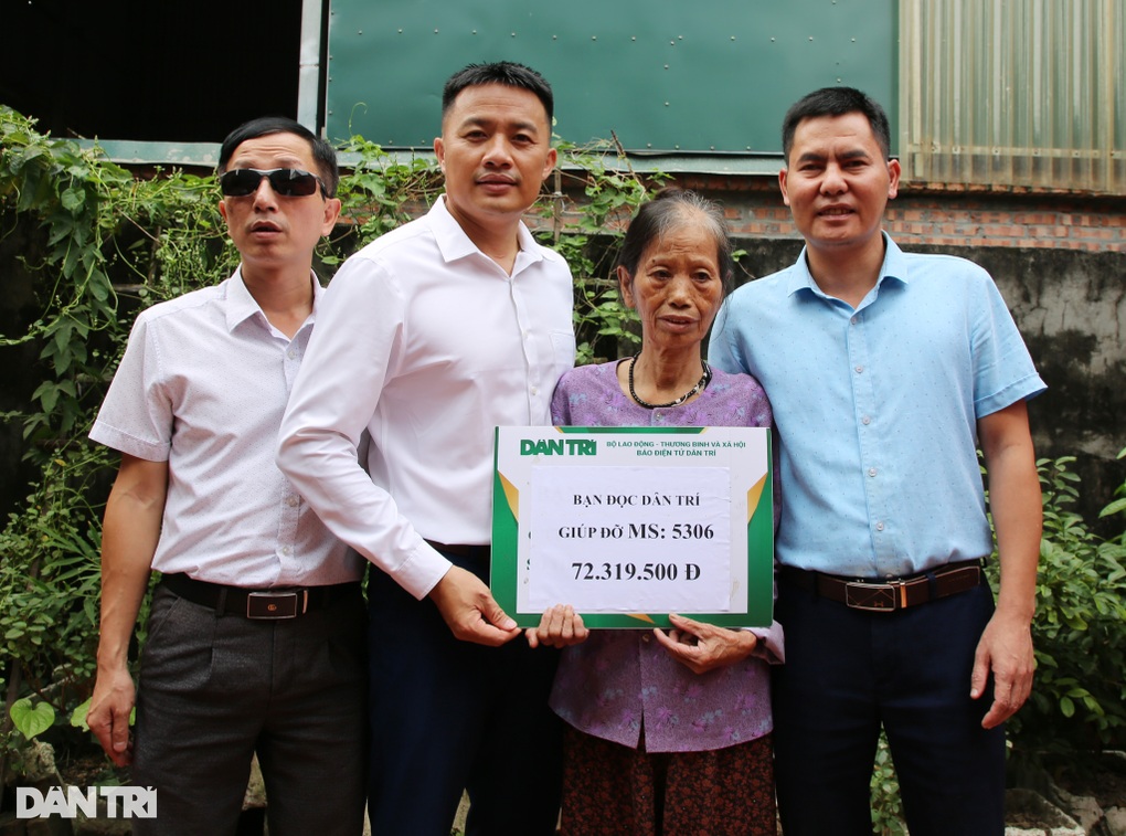 Những tấm lòng nhân ái, yêu thương đã sưởi ấm trái tim người phụ nữ mù lòa - 3 Những tấm lòng nhân ái, yêu thương đã sưởi ấm trái tim người phụ nữ mù lòa - 3