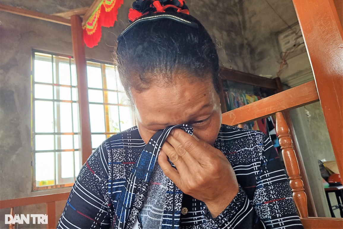 Suy thận giai đoạn cuối, bé gái chờ chết vì không có tiền điều trị - 4 Suy thận giai đoạn cuối, bé gái chờ chết vì không có tiền điều trị - 4