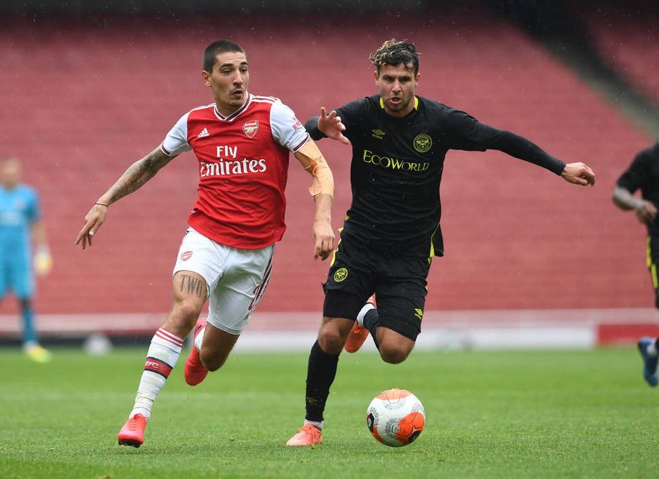 Arsenal thua 2-3 trước đội bóng đang thi đấu ở hạng Nhất - 4 Arsenal thua 2-3 trước đội bóng đang thi đấu ở hạng Nhất - 4