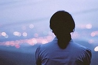 Đưa nhân tình của chồng về nhà ở, người đàn bà nhận cái kết đắng