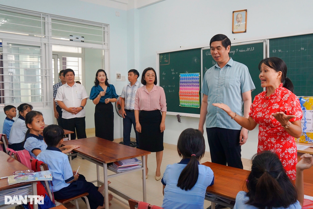 Tết Trung thu đến sớm với trẻ em ở nơi rất đặc biệt - 1 Tết Trung thu đến sớm với trẻ em ở nơi rất đặc biệt - 1