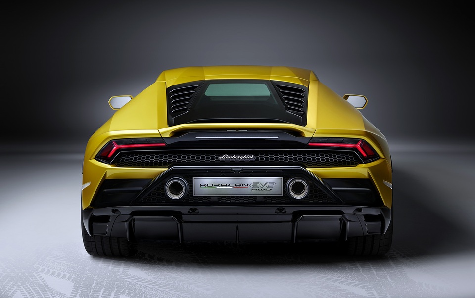 Lamborghini tung Huracan EVO “giá rẻ” - 8 Lamborghini tung Huracan EVO “giá rẻ” - 8