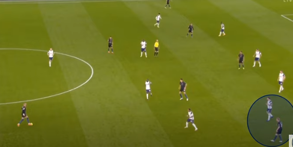 Mourinho đánh bại Guardiola: Cỗ máy thời gian của “Người đặc biệt” - 7 Mourinho đánh bại Guardiola: Cỗ máy thời gian của “Người đặc biệt” - 7