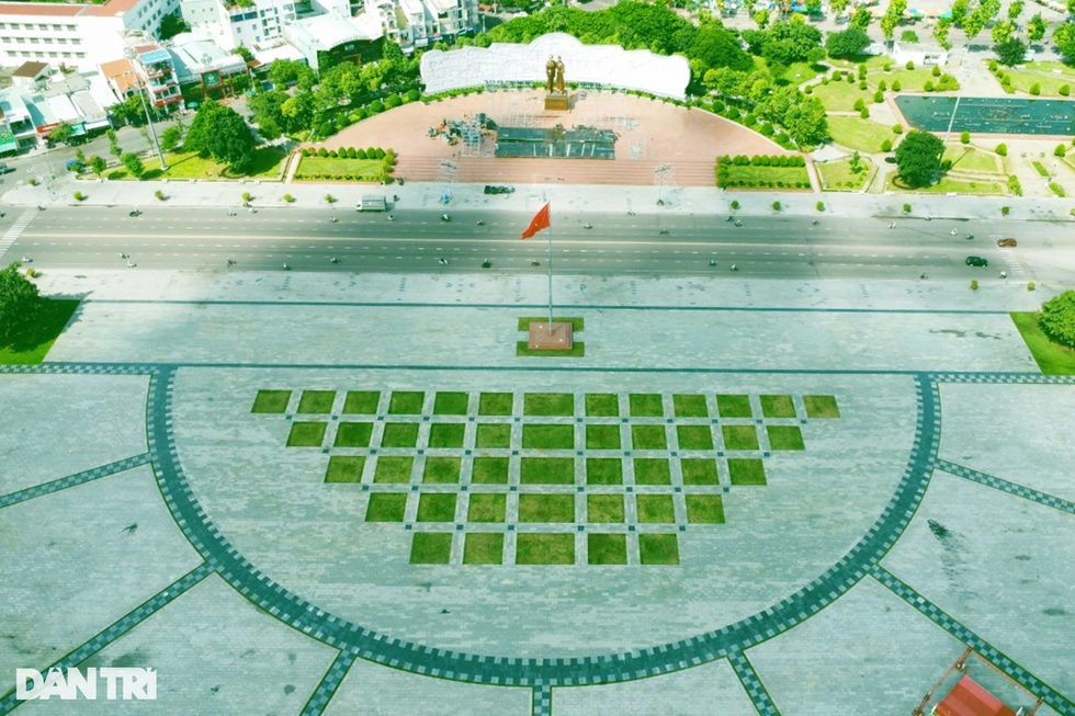 Quy Nhơn - thành phố biển xanh nhờ dành đất vàng phục vụ cộng đồng - 3 Quy Nhơn - thành phố biển xanh nhờ dành đất vàng phục vụ cộng đồng - 3