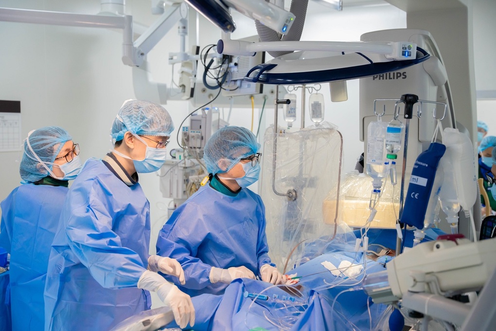 Điều trị bệnh tim mạch tại Vinmec được hội chẩn với chuyên gia thế giới - 3 Điều trị bệnh tim mạch tại Vinmec được hội chẩn với chuyên gia thế giới - 3