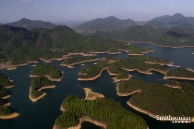 Thành phố cổ đại dưới đáy hồ suốt nghìn năm còn vẹn nguyên