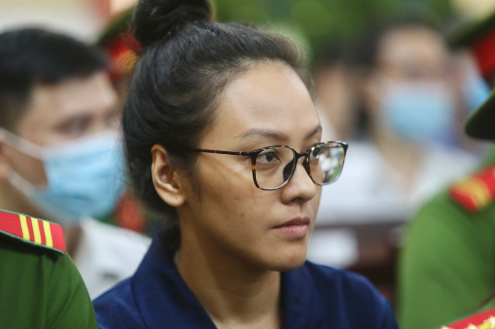 Cháu bà Trương Mỹ Lan: Thâm tâm bị cáo không muốn lừa, nhưng... - 2 Cháu bà Trương Mỹ Lan: Thâm tâm bị cáo không muốn lừa, nhưng... - 2
