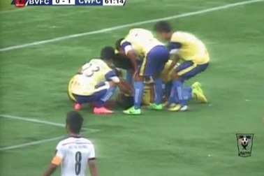 Cầu thủ Ấn Độ qua đời vì...ăn mừng bàn thắng