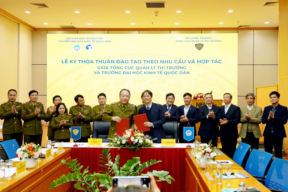 ĐH Kinh tế quốc dân - Đơn vị đầu tiên đào tạo cử nhân Quản lý thị trường - 1 ĐH Kinh tế quốc dân - Đơn vị đầu tiên đào tạo cử nhân Quản lý thị trường - 1