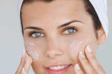 Những câu hỏi thường gặp về tẩy trang