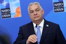 Hungary muốn tránh lệnh trừng phạt của Mỹ với 2 tập đoàn dầu khí Nga