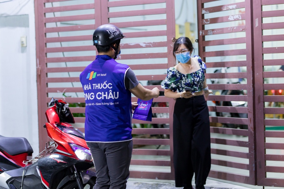 FPT Long Châu chào đón nhà thuốc thứ 300 với nhiều chương trình ưu đãi hấp dẫn - 3 FPT Long Châu chào đón nhà thuốc thứ 300 với nhiều chương trình ưu đãi hấp dẫn - 3