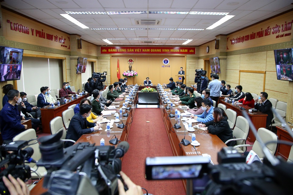 Phó thủ tướng:Có thể có nhiều ca bệnh nữa ở ổ dịch Hải Dương, Quảng Ninh - 2 Phó thủ tướng:Có thể có nhiều ca bệnh nữa ở ổ dịch Hải Dương, Quảng Ninh - 2