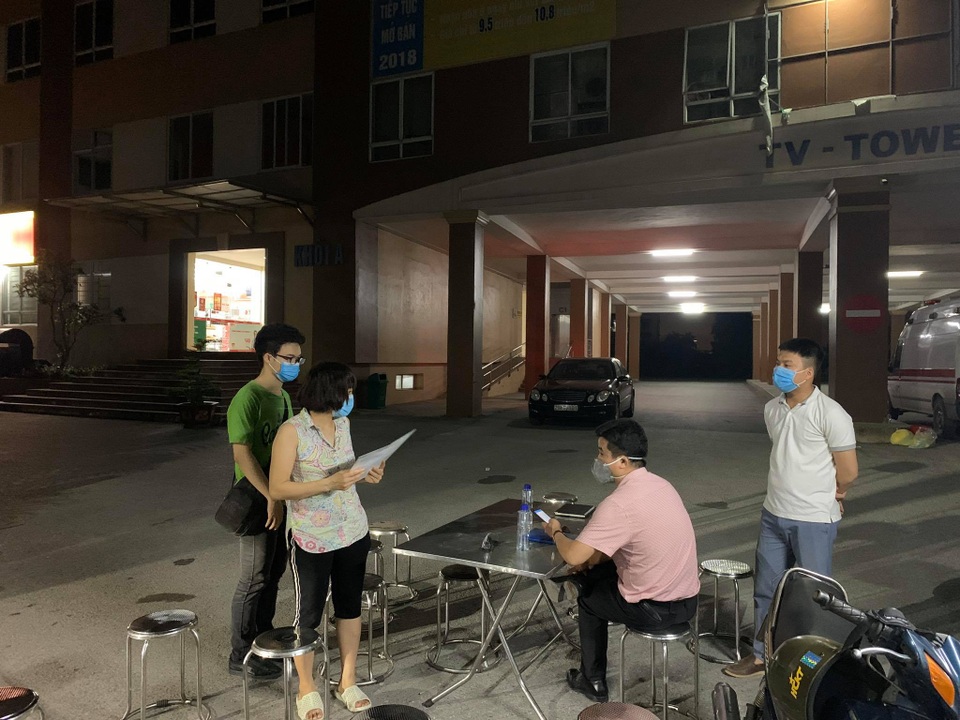Hà Nội phong tỏa tòa chung cư có ca mắc Covid-19 - 4 Hà Nội phong tỏa tòa chung cư có ca mắc Covid-19 - 4