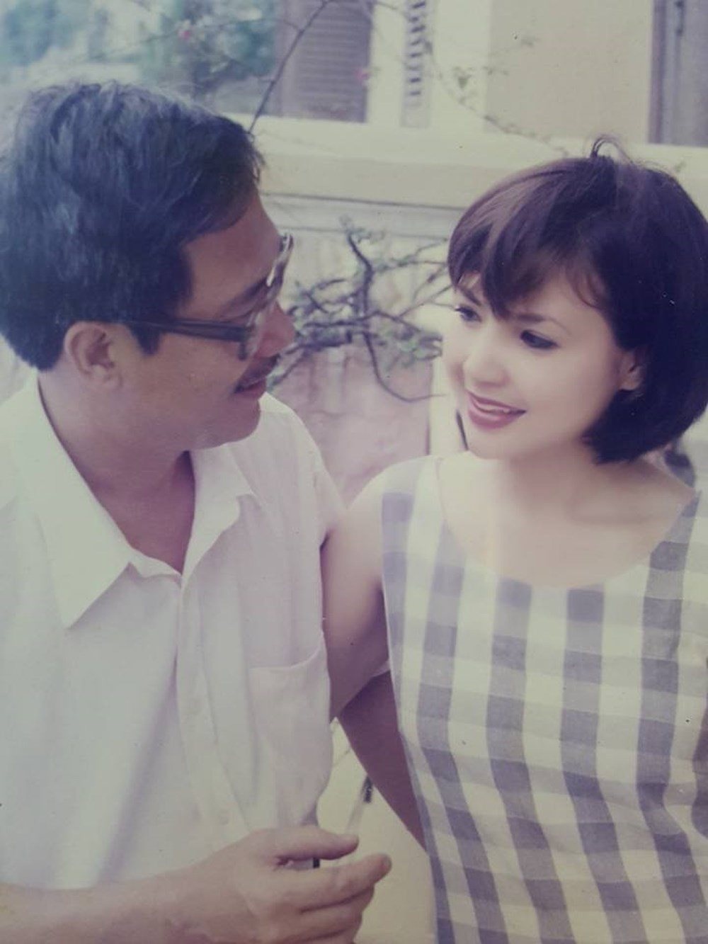 Tiết lộ không ngờ về cuộc hôn nhân lệch tuổi của Em bé Hà Nội Lan Hương - 4 Tiết lộ không ngờ về cuộc hôn nhân lệch tuổi của Em bé Hà Nội Lan Hương - 4