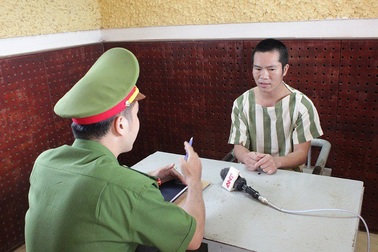 Đang bị điều tra về tội mua bán người, mẹ đẻ nhẫn tâm bán luôn con