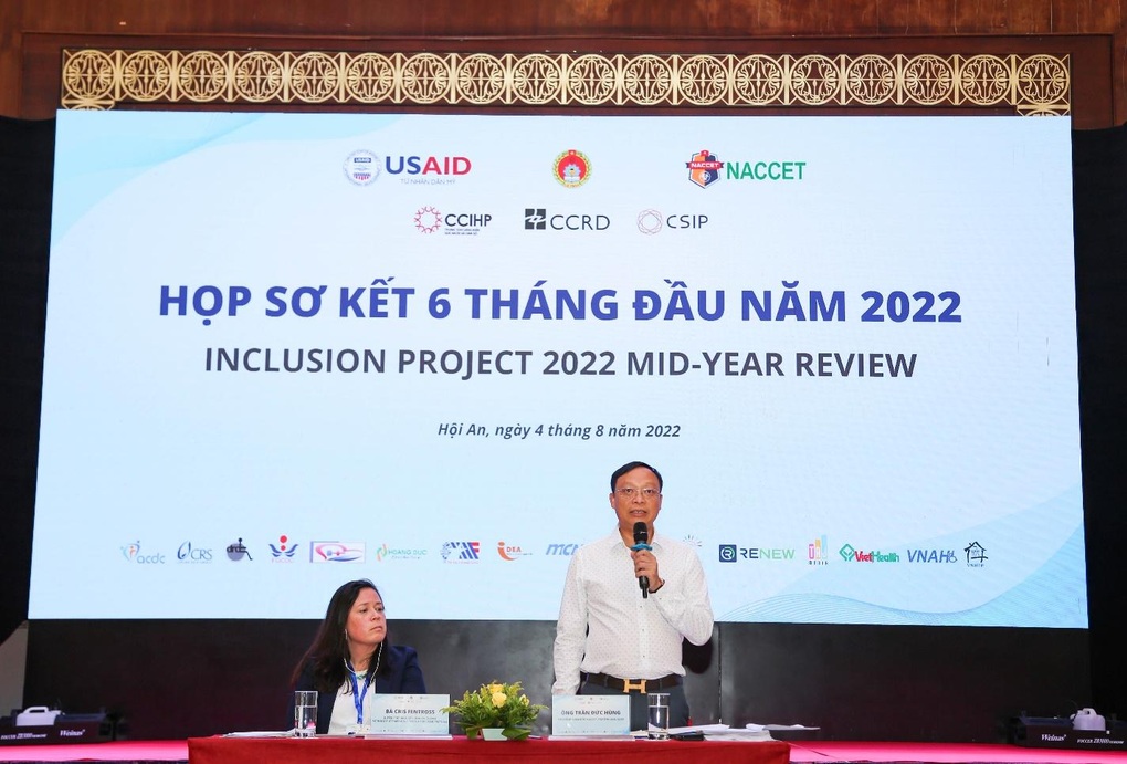Dự án Hòa nhập người khuyết tật họp sơ kết 6 tháng đầu hoạt động - 1