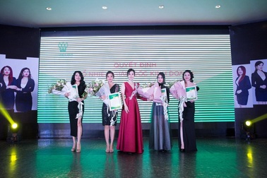 Kim Thiên Hoa và hành trình 5 năm chinh phục thị trường mỹ phẩm