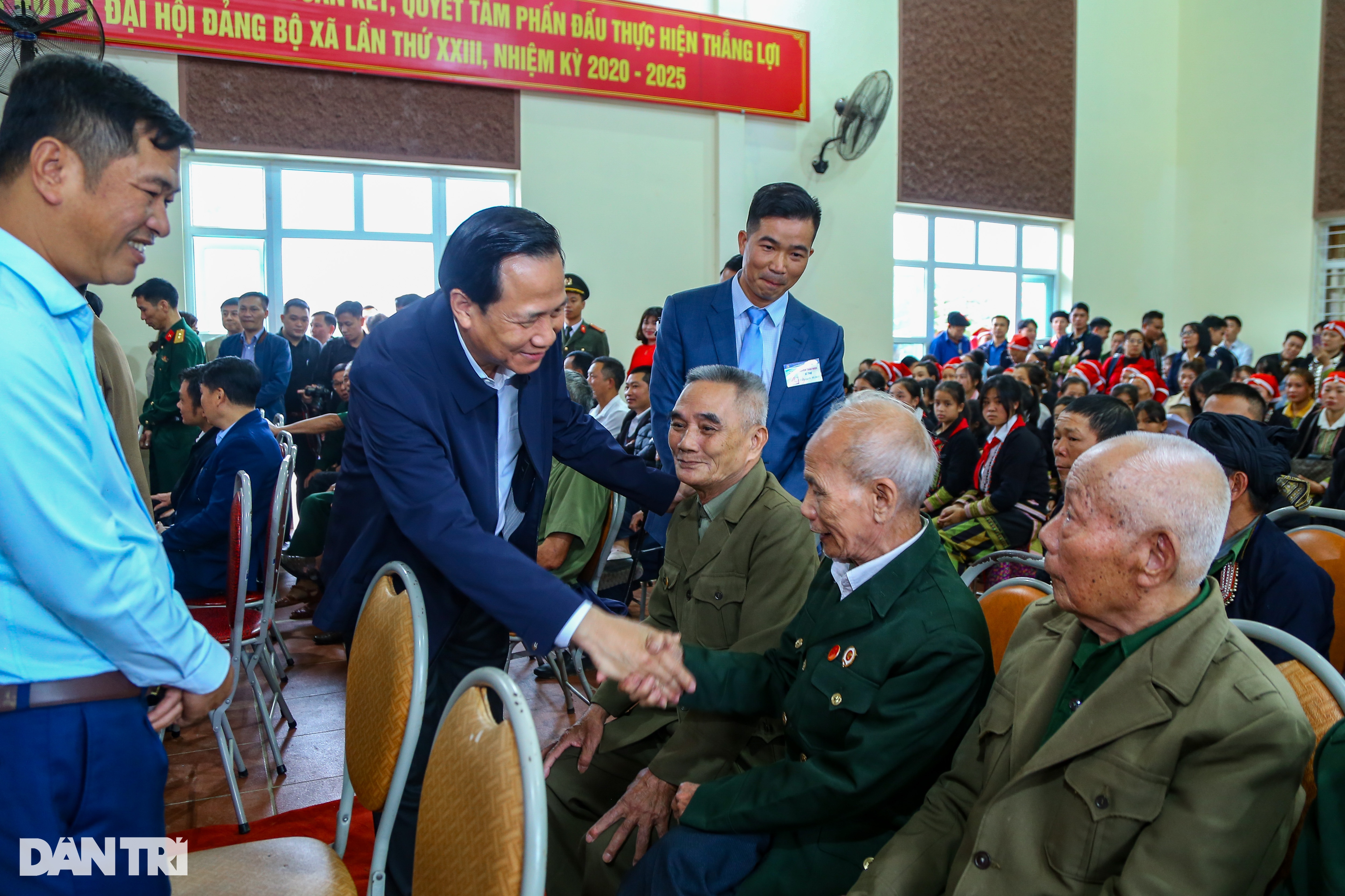 Bộ trưởng Đào Ngọc Dung: Đại đoàn kết toàn dân tộc có ý nghĩa đặc biệt - 2 Bộ trưởng Đào Ngọc Dung: Đại đoàn kết toàn dân tộc có ý nghĩa đặc biệt - 2