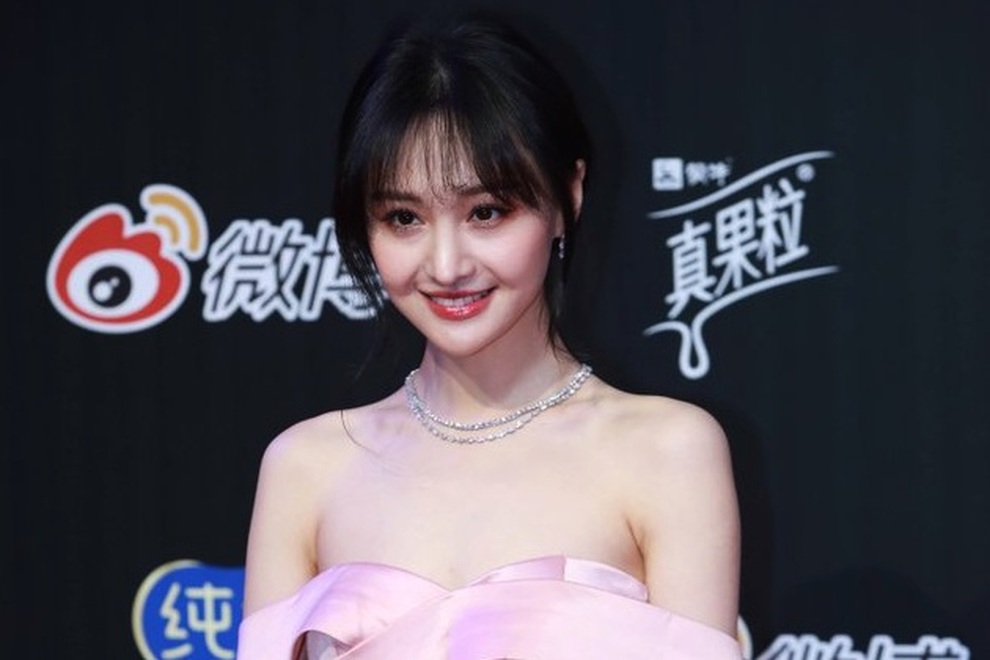 Trịnh Sảng gây sốc khi đăng ảnh nhạy cảm trên trang cá nhân - 1