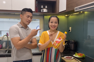 “Tiết lộ” chế độ ăn uống “chuẩn lành mạnh” của gia đình Quốc Cơ - MC Hồng Phượng