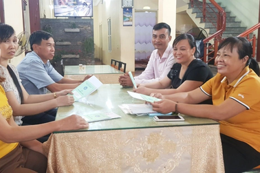 Người lao động bị "om" tiền BHXH nhận được sổ sau 2 năm liên tục cầu cứu