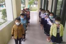 Nhiều vấn đề phát sinh, học sinh lớp 1 ở Đà Nẵng tạm dừng đến trường