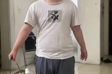 Cậu bé bị Down khó khăn hỏi mẹ có yêu con không thu hút 1,4 triệu người xem