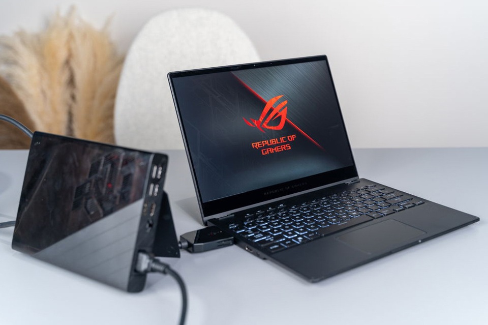 Cận cảnh ROG Flow X13: laptop gaming mỏng nhẹ, xoay gập 360 độ - 8 Cận cảnh ROG Flow X13: laptop gaming mỏng nhẹ, xoay gập 360 độ - 8