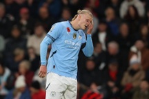 Erling Haaland trở thành trò cười vì thi đấu quá tệ