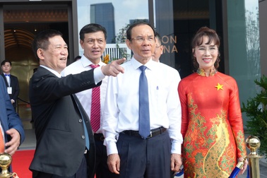 Phó Thủ tướng dự khánh thành Trung tâm Tài chính quốc tế Sài Gòn Marina