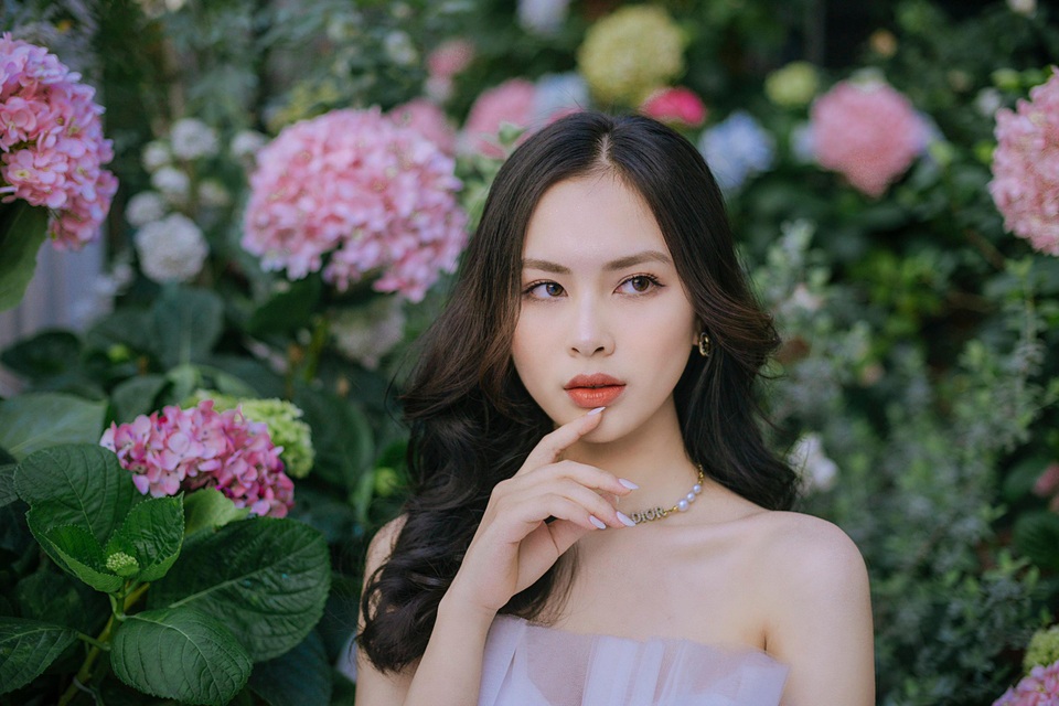 Bộ ảnh đẹp hút mắt của hot girl trường Đại học Kinh doanh và Công nghệ - 6 Bộ ảnh đẹp hút mắt của hot girl trường Đại học Kinh doanh và Công nghệ - 6