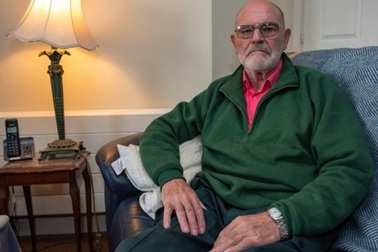 Bị gái xinh trên mạng lừa tình, cụ ông 75 tuổi mất trắng 20 ngàn bảng