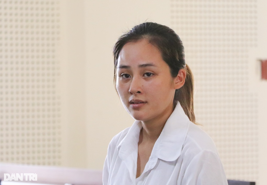 Người phụ nữ 9x lĩnh án lần 2 vì lừa đảo - 1 Người phụ nữ 9x lĩnh án lần 2 vì lừa đảo - 1