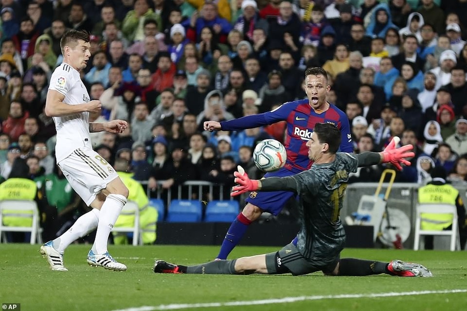 Barcelona - Real Madrid: Siêu kinh điển ở giai đoạn khủng hoảng - 4 Barcelona - Real Madrid: Siêu kinh điển ở giai đoạn khủng hoảng - 4