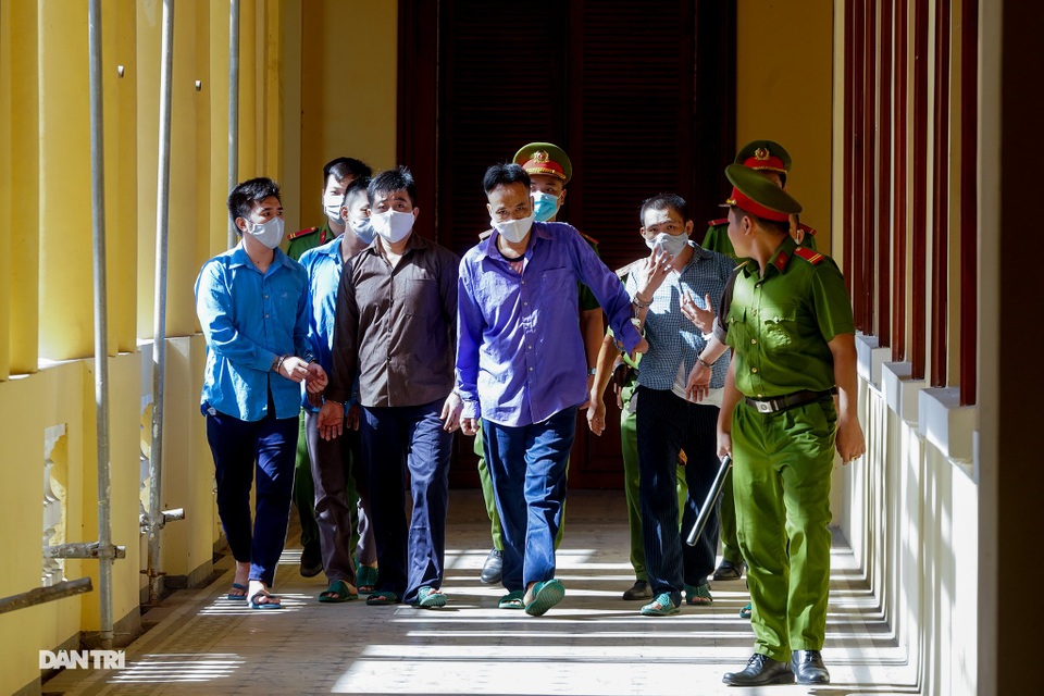 Hé lộ tình tiết bất ngờ trong vụ Tuấn khỉ - 3 Hé lộ tình tiết bất ngờ trong vụ Tuấn khỉ - 3