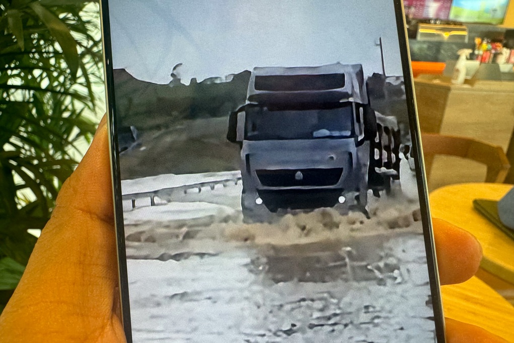 Đóng 2 nút giao cao tốc Phan Thiết - Dầu Giây ở Lâm Đồng do ngập nặng - 1