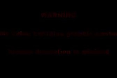 Clip “bé gái bị cha đánh dã man trong siêu thị” khiến cư dân mạng phẫn nộ