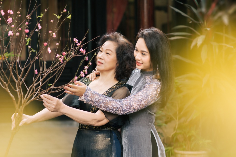 Hoa hậu Ngô Phương Lan bật mí kế hoạch đón Tết đầu tiên bên con gái - 8 Hoa hậu Ngô Phương Lan bật mí kế hoạch đón Tết đầu tiên bên con gái - 8