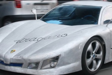 Siêu xe tự "chế"