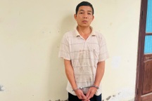 Dùng dao sát hại người "lôi kéo vợ mình đi ăn chơi, hát hò"