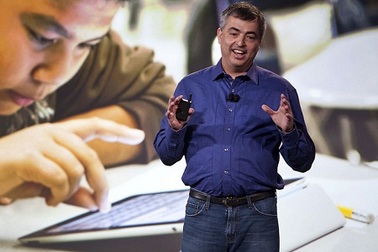 Thêm một tướng của Apple ra đi vì "thảm hoạ bản đồ" 