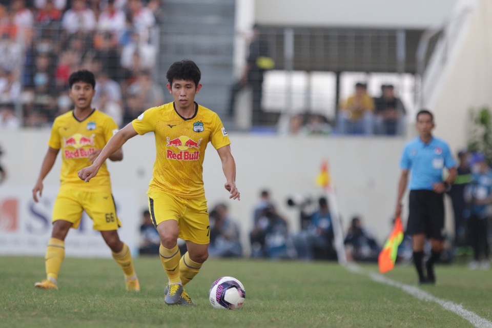 Đà Nẵng 0-2 HA Gia Lai: Bàn thắng siêu đỉnh của Văn Toàn - 12 Đà Nẵng 0-2 HA Gia Lai: Bàn thắng siêu đỉnh của Văn Toàn - 12