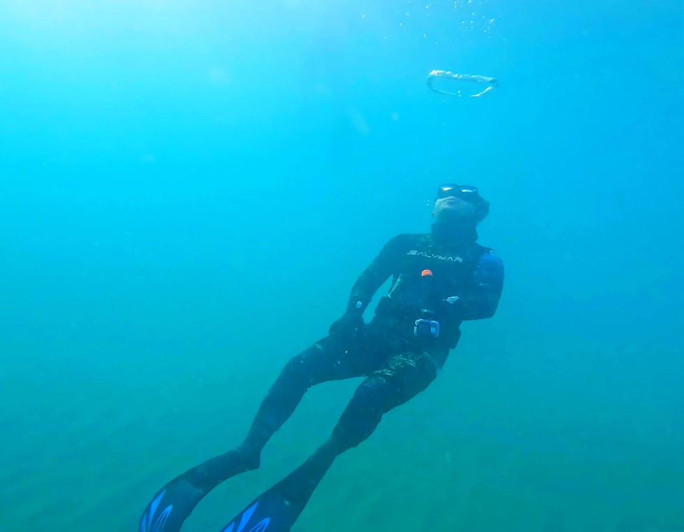 Chấp nhận bị rám nắng, chi hàng chục triệu đồng để hòa mình dưới đại dương - 7 Chấp nhận bị rám nắng, chi hàng chục triệu đồng để hòa mình dưới đại dương - 7