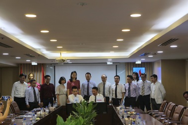 PVOIL tiên phong trong thanh toán mua xăng dầu không dùng tiền mặt, không dùng thẻ tín dụng