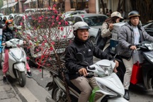 Nhiều tuyến đường nội thành Hà Nội ùn tắc những ngày giáp Tết