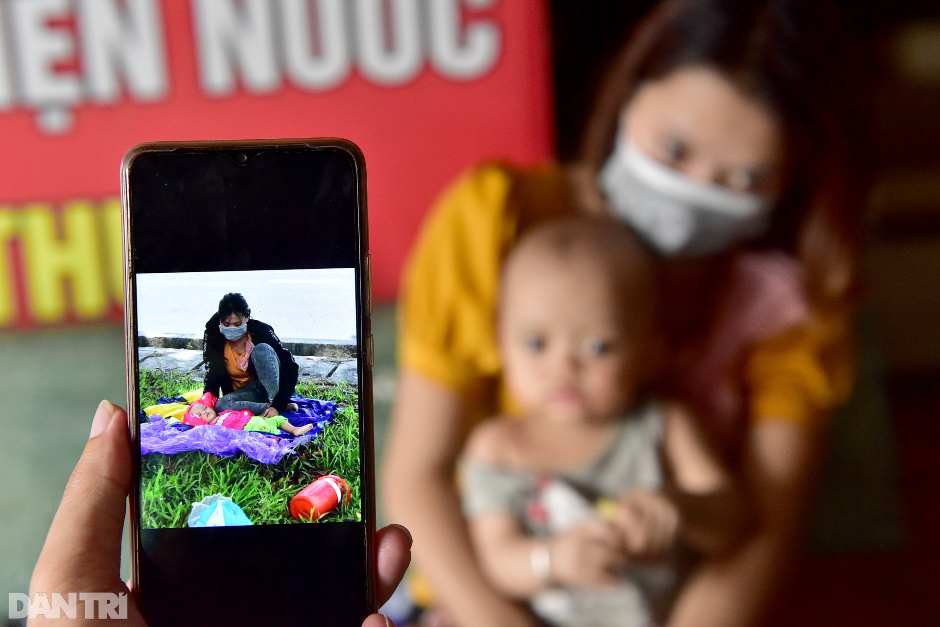 Cuộc sống cơ cực của những lao động mất việc bị mắc kẹt và muốn rời TPHCM - 2 Cuộc sống cơ cực của những lao động mất việc bị mắc kẹt và muốn rời TPHCM - 2